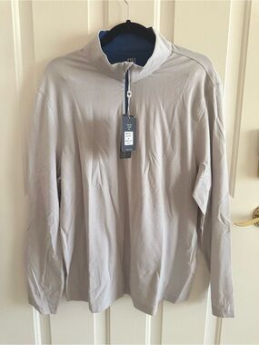 Lightweight Men's Long-Sleeve Quarter Zip in Light Gray